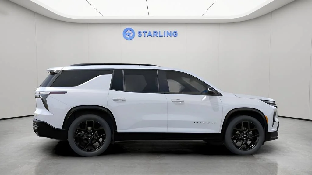 New 2026 Polar White Tricoat Chevrolet RS image 4