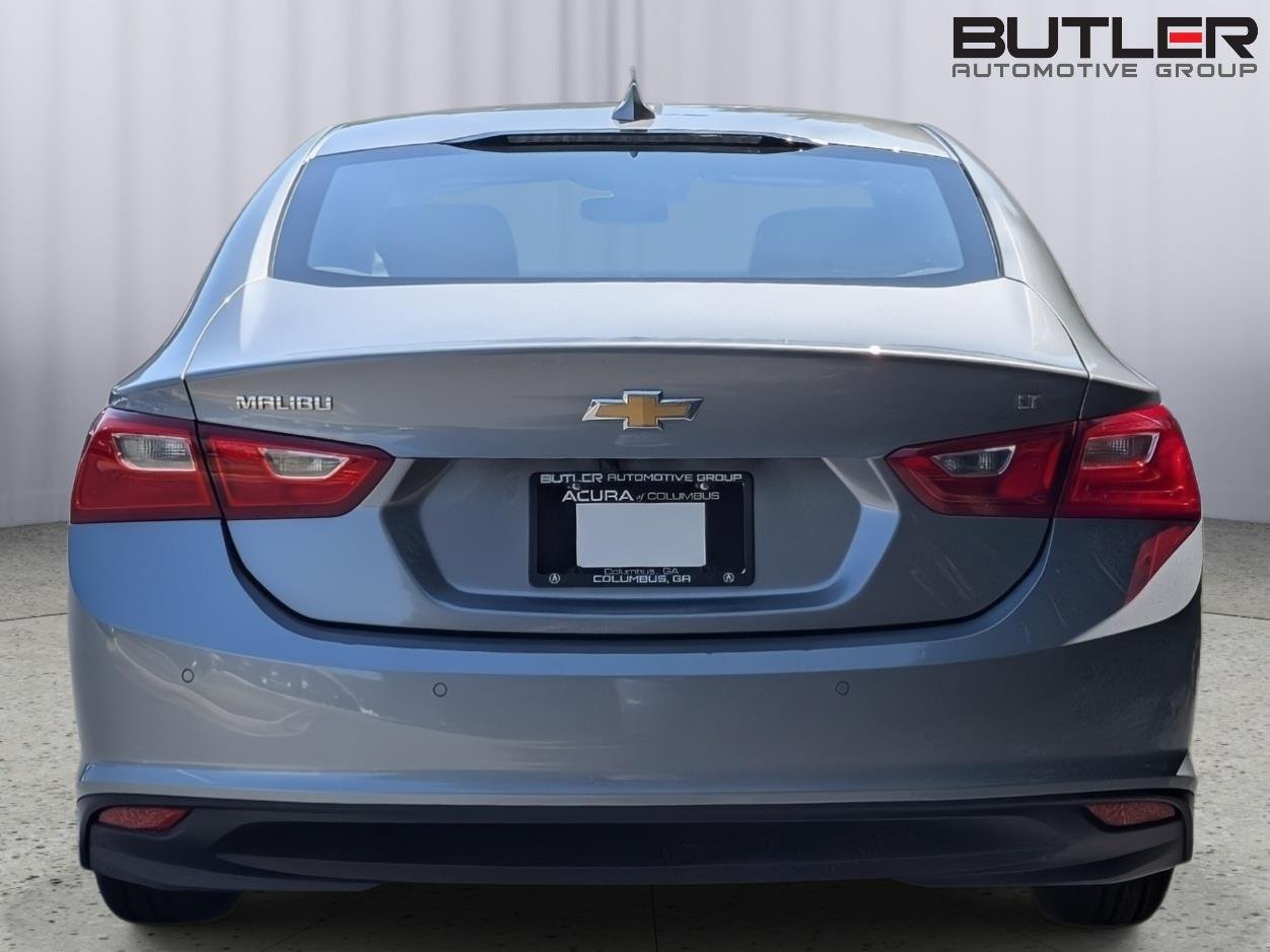 Used 2025 Sterling Gray Metallic Chevrolet LT image 10