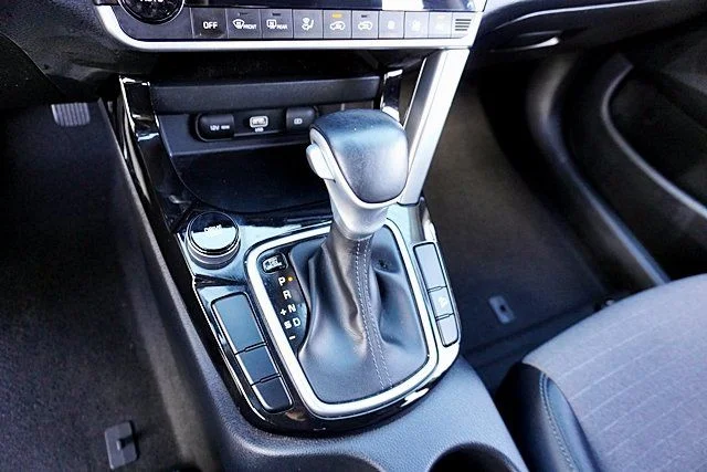 Used 2023 Gray Kia S image 28