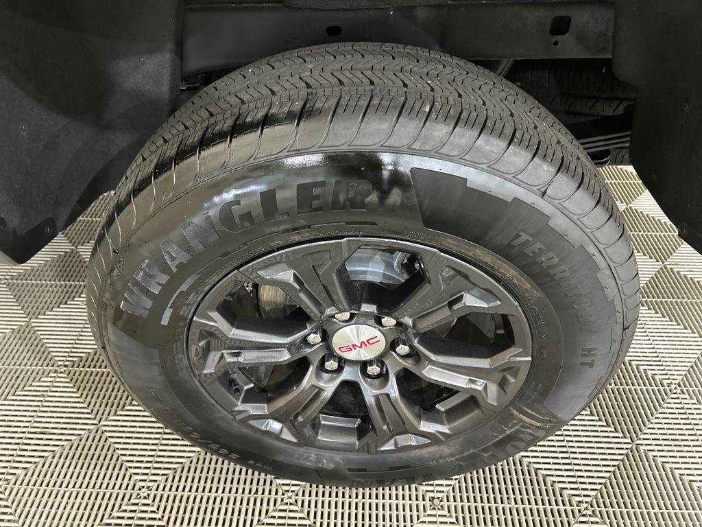 Used 2023 Red GMC Elevation image 11