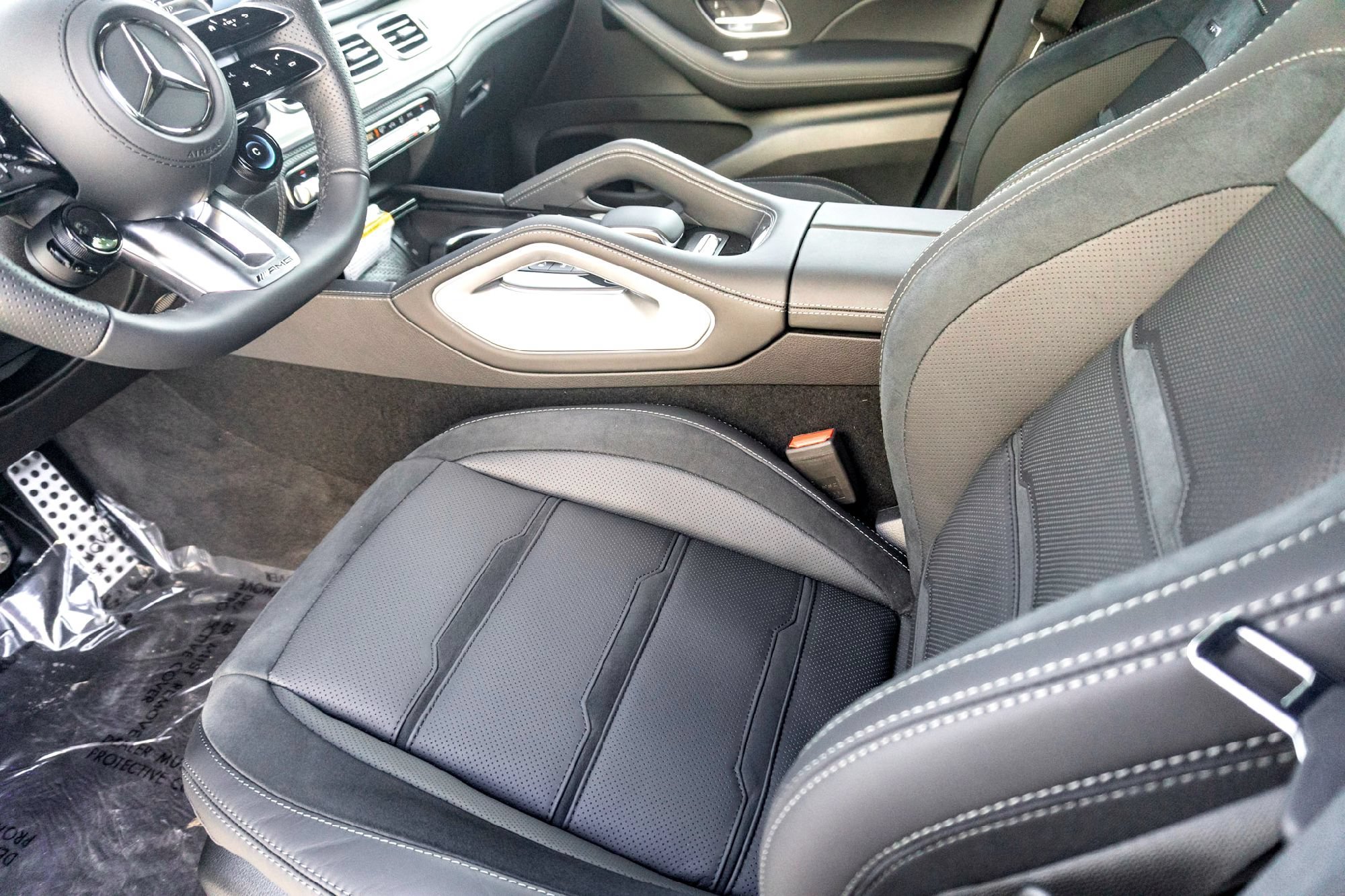 New 2025 Obsidian Black Metallic Mercedes-Benz AMG® GLE 53 4MATIC+ SUV image 10