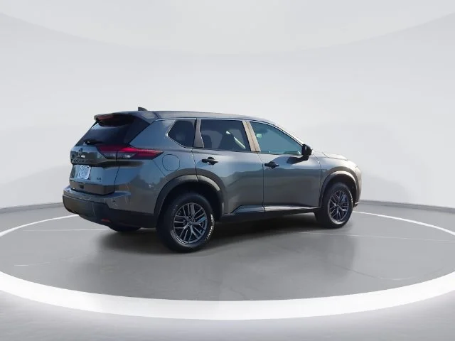 Used 2024 Gray Nissan S image 8
