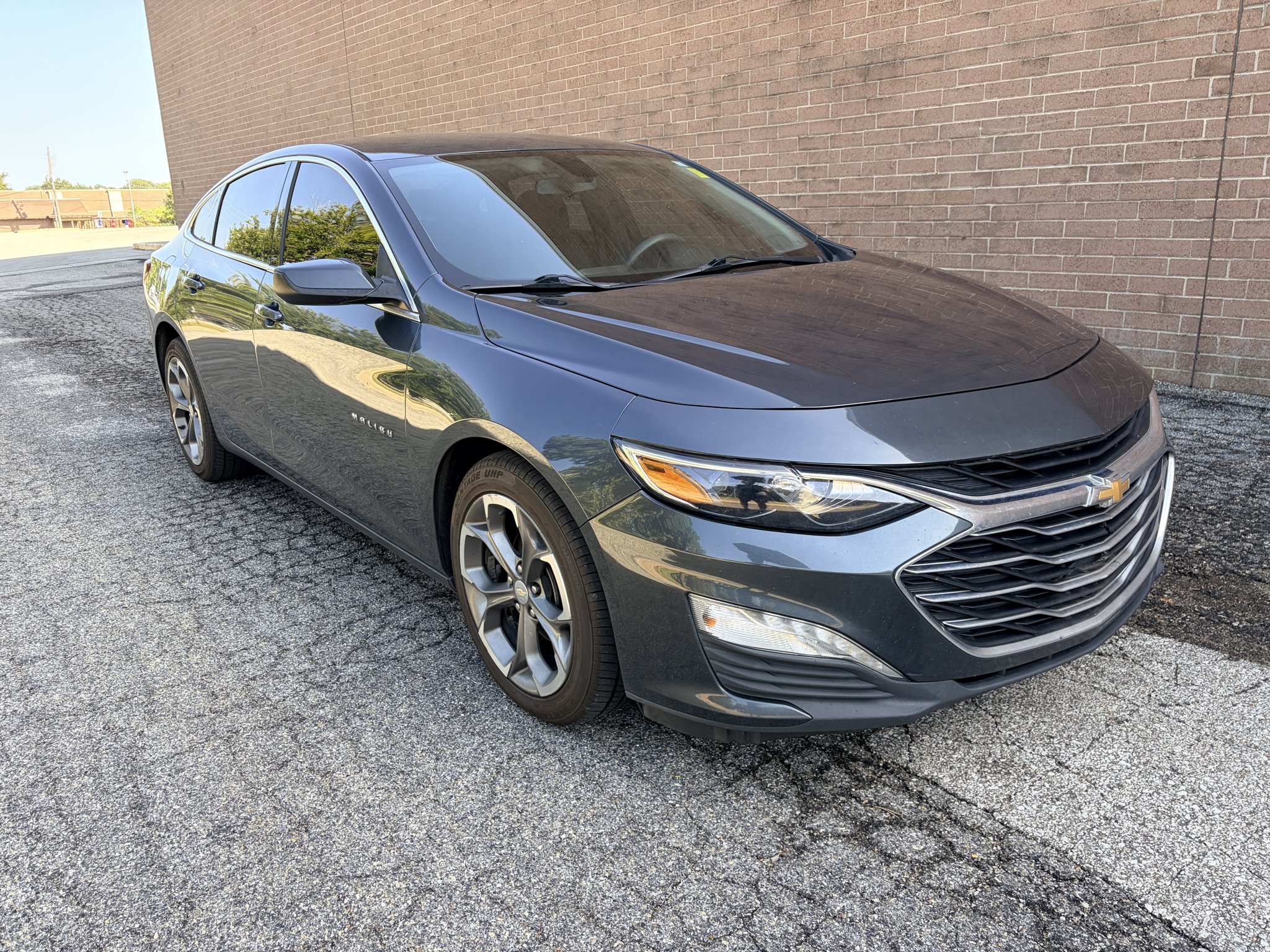 Used 2020 Shadow Gray Metallic Chevrolet LT image 7