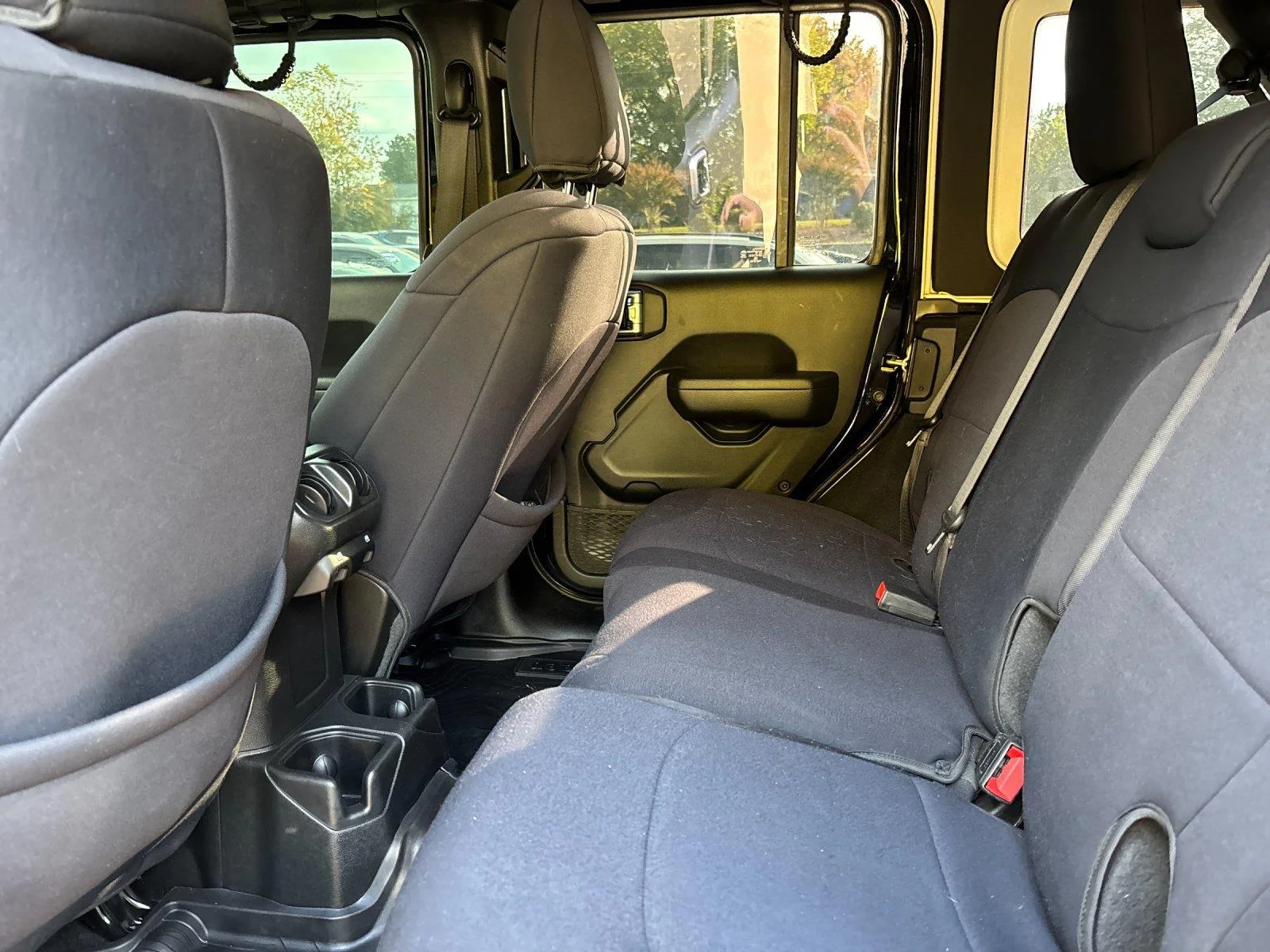 Used 2022 Black Clearcoat Jeep Unlimited Sport Altitude image 30