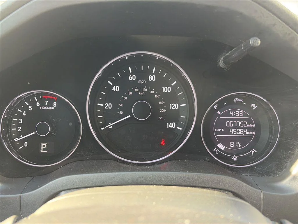 Used 2017  Honda EX image 2