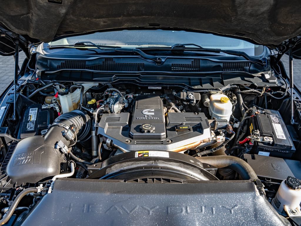 Used 2015 Brilliant Black Crystal Pearlcoat Ram Laramie Longhorn image 30