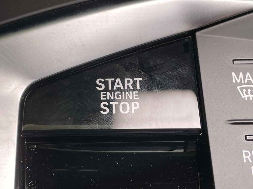 2025 BMW 2 Series M235 - Photo 34