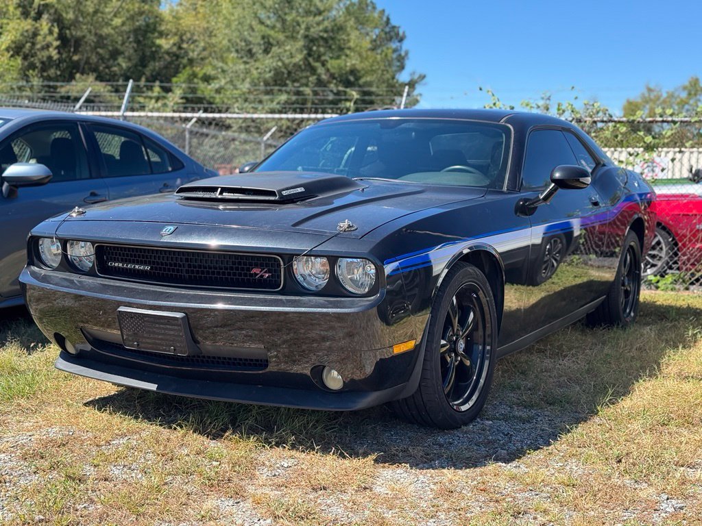 Used 2010 Black Dodge R/T image 4