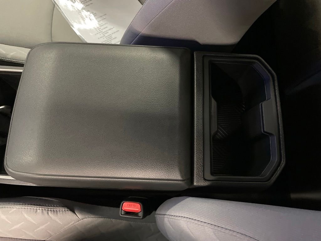 2026 Toyota Tacoma SR5 - Photo 16
