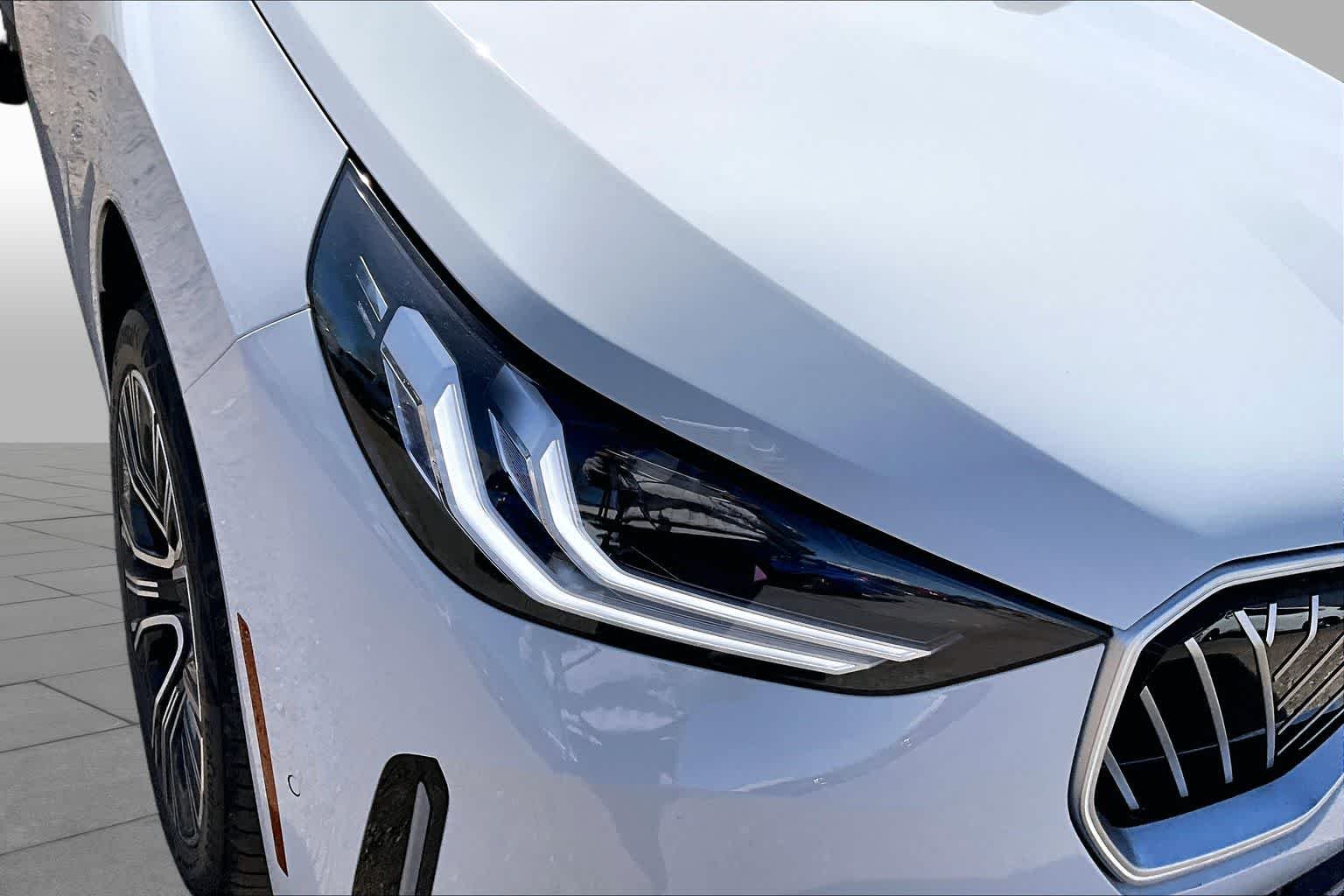 New 2026 Alpine White BMW 30 xDrive image 13