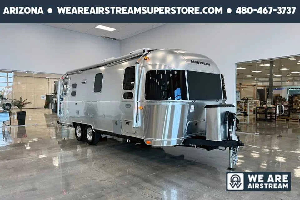 2026 Airstream Globetrotter 25fb