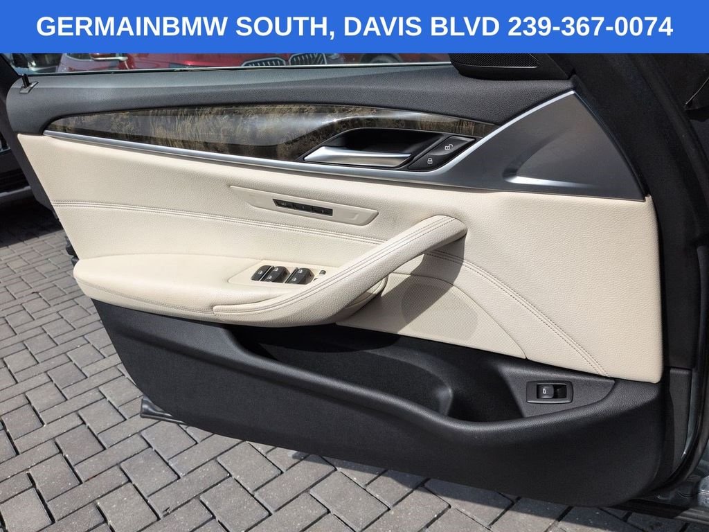 Used 2020 Bluestone Metallic BMW 530i image 30