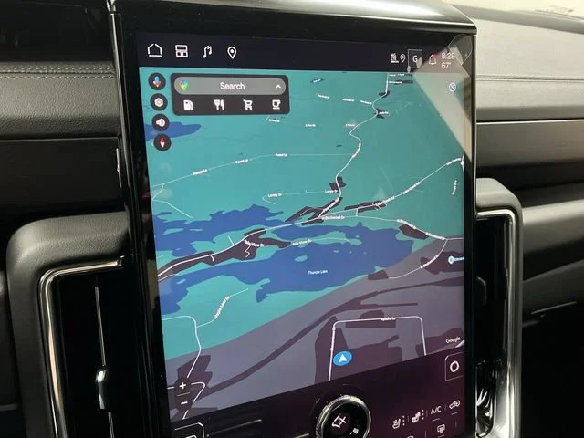 2026 GMC Yukon Denali - Photo 15