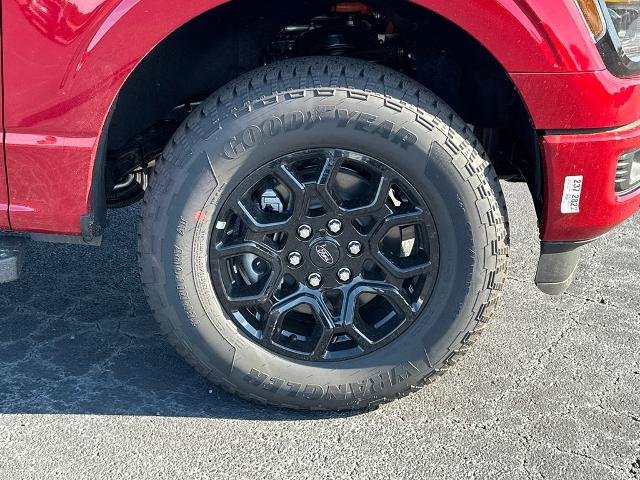 New 2025 Rapid Red Metallic Tinted Clearcoat Ford XLT image 12