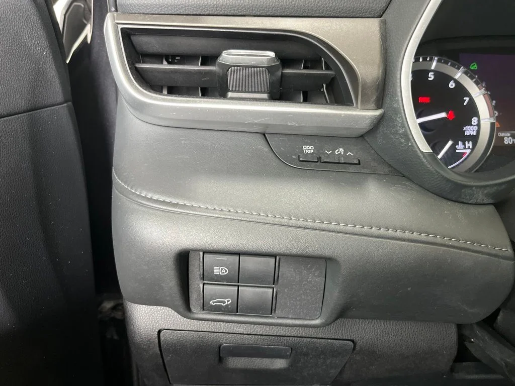 Used 2020 Gray Toyota XLE image 14
