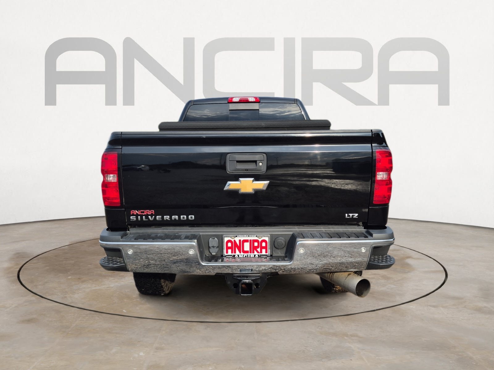 Used 2019 BLACK Chevrolet LTZ image 9
