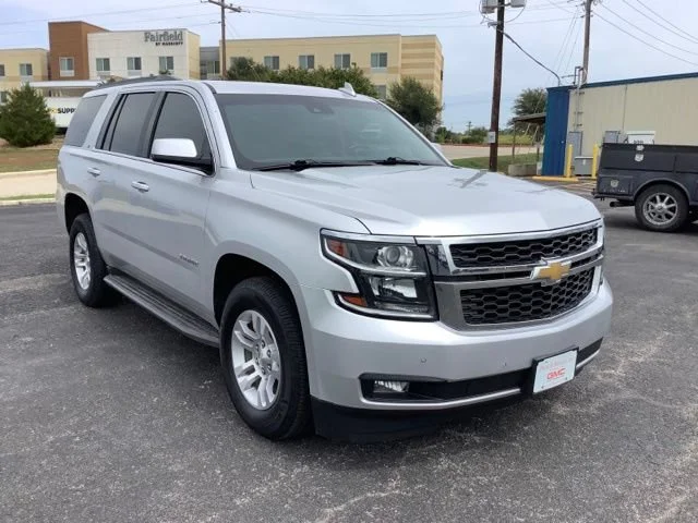 Used 2019 SILVER ICE METALLIC Chevrolet LT image 3