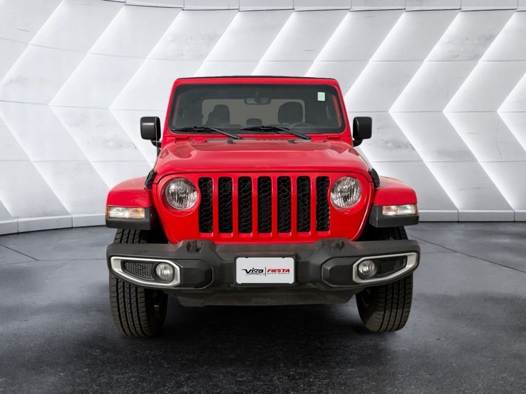 Used 2023 Red Jeep Sport S image 6