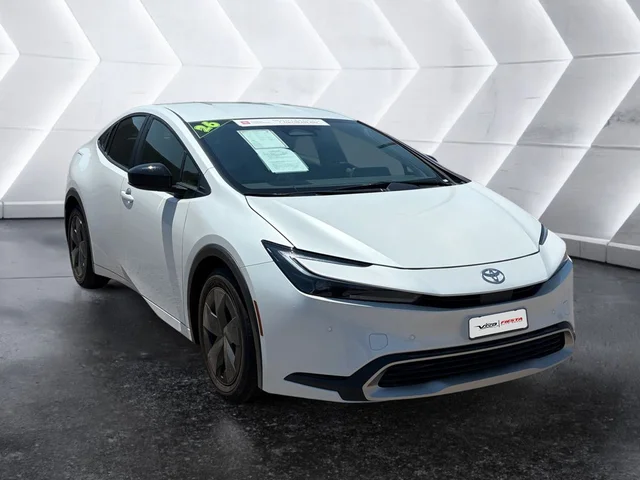 2026 Toyota Prius Plug-In Hybrid SE