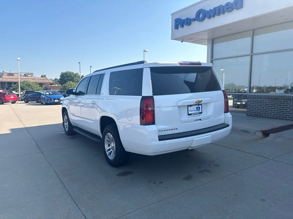Used 2019 White Chevrolet LT image 7