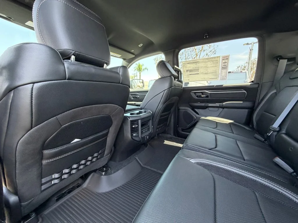 New 2026 Diamond Black Crystal Pearl-Coat Exterior Paint RAM RHO image 30