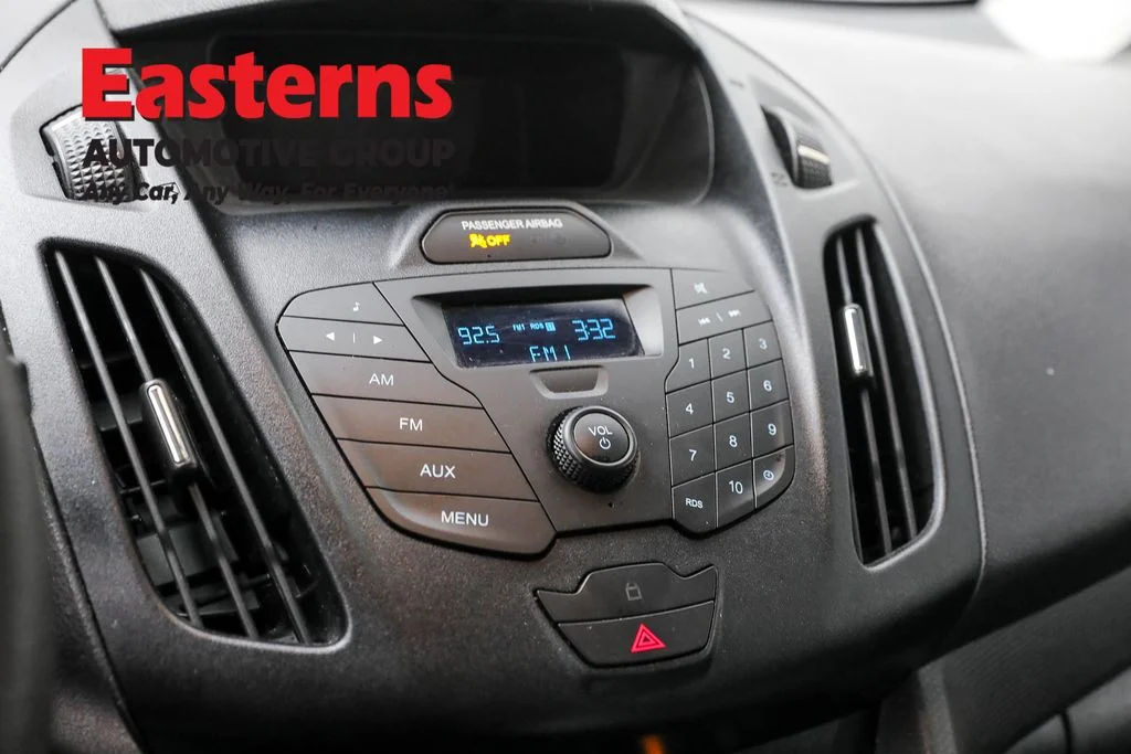 Used 2017 Blue Ford XL image 18