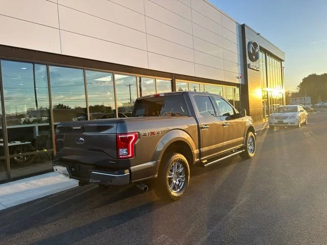 Used 2015 Silver Ford XLT image 3