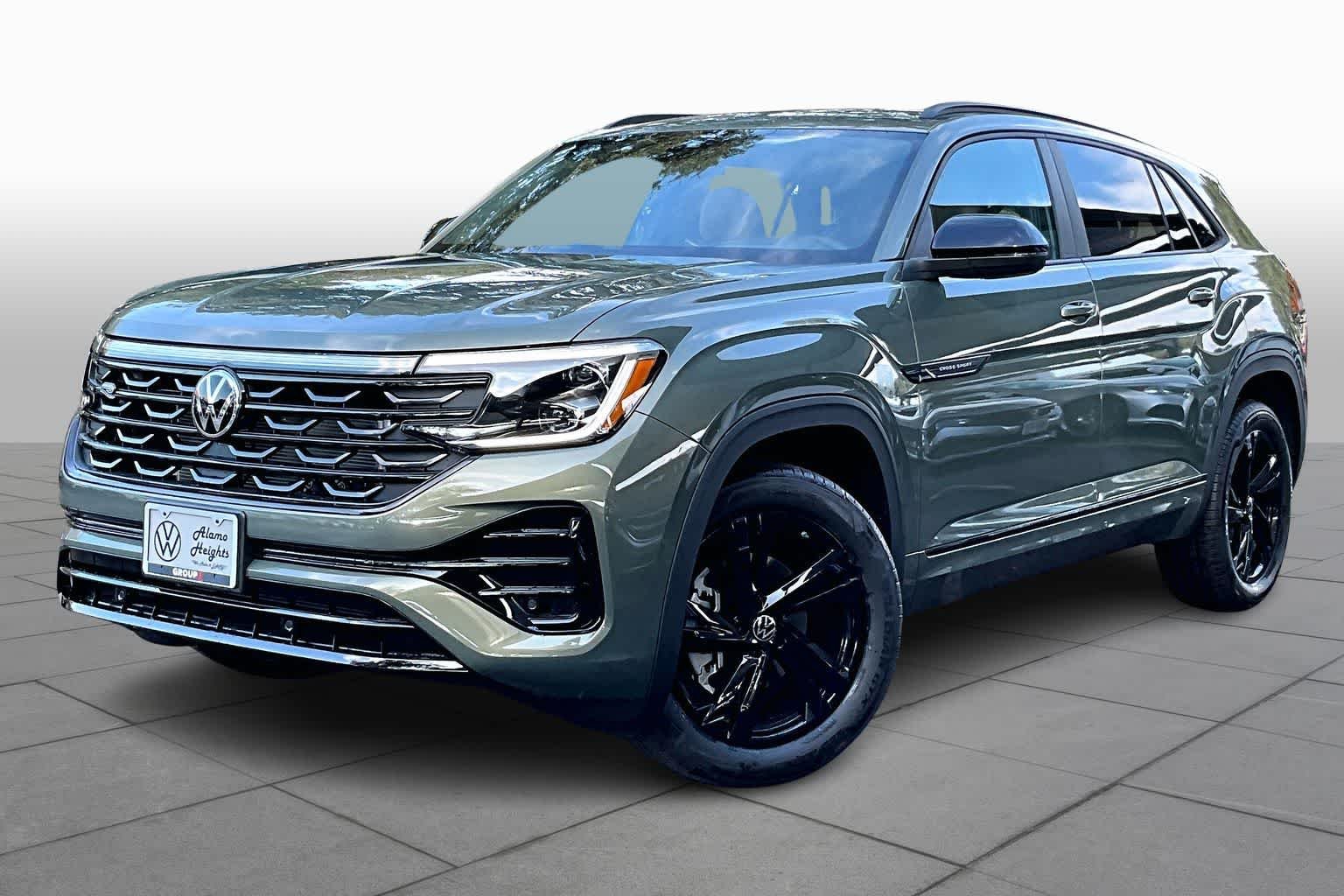 New 2026 Volkswagen Atlas Cross Sport 2.0T SEL R-Line Black Sport