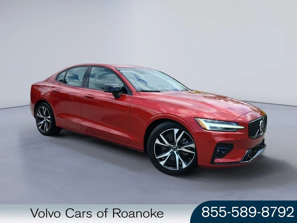 Used 2024 Fusion Red Metallic Volvo Plus Dark Theme image 1