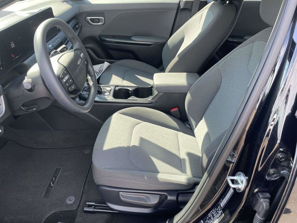 Used 2025 Black Kia LXS image 12