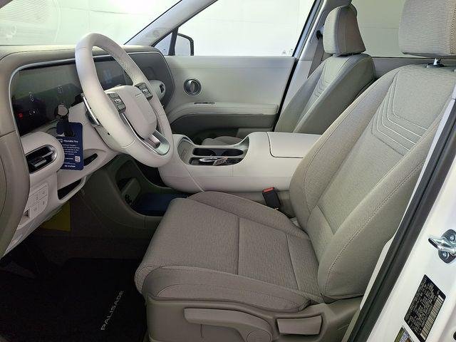 New 2026 White Hyundai SE FWD image 15