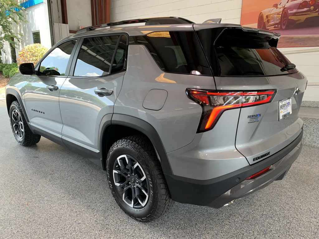 2027 Chevrolet Equinox ACTIV - Photo 6