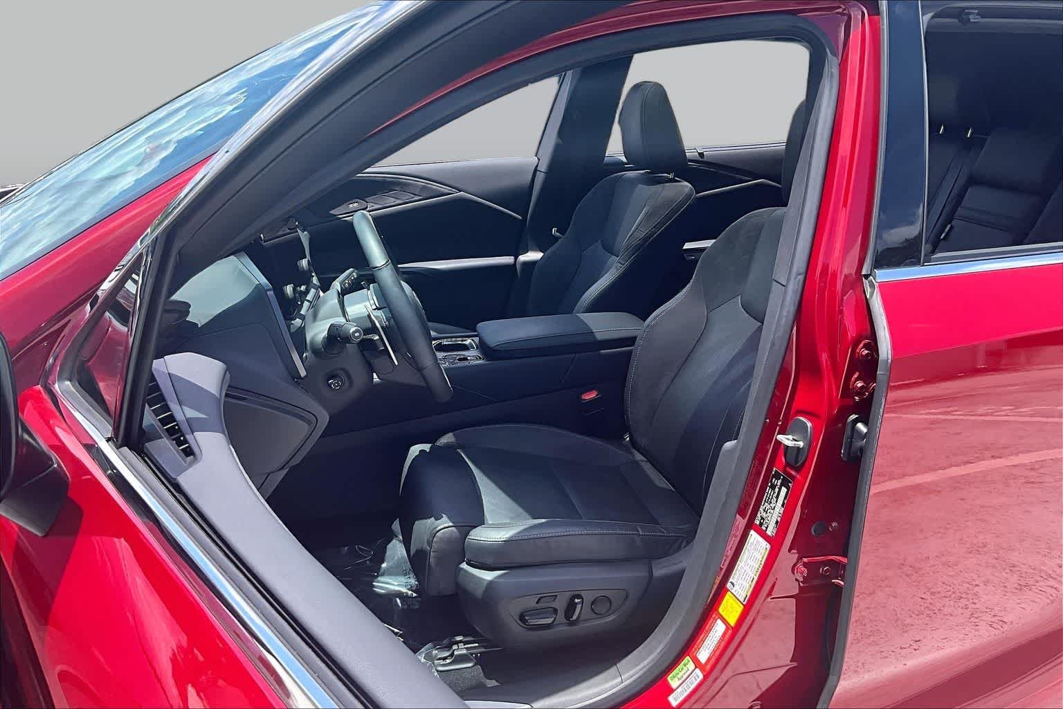 Used 2023 Matador Red Mica Lexus Luxury image 8