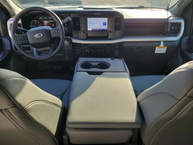New 2026 Oxford White Ford XL image 16