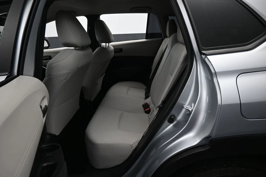 2026 Toyota Corolla Cross L - Photo 26