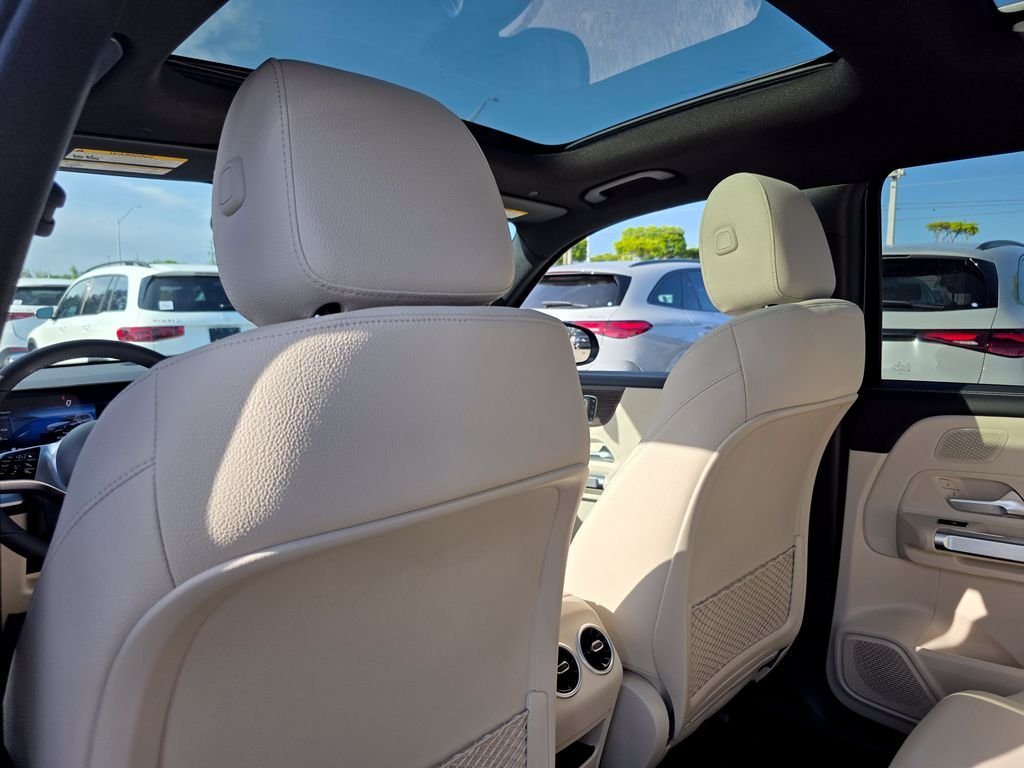 New 2026 Black Mercedes-Benz GLB 250 image 13