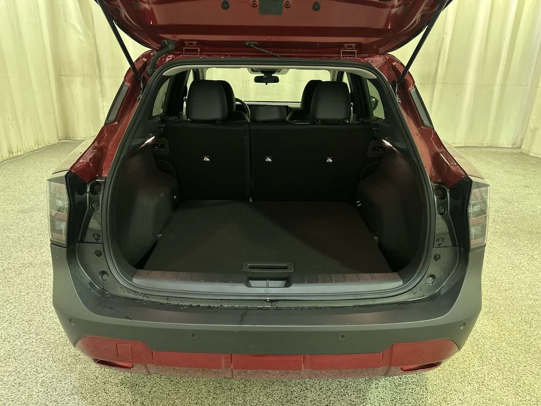 New 2026 Scarlet Ember Tintcoat Nissan SR image 16
