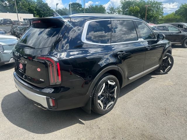 Used 2024 Black Kia EX image 6