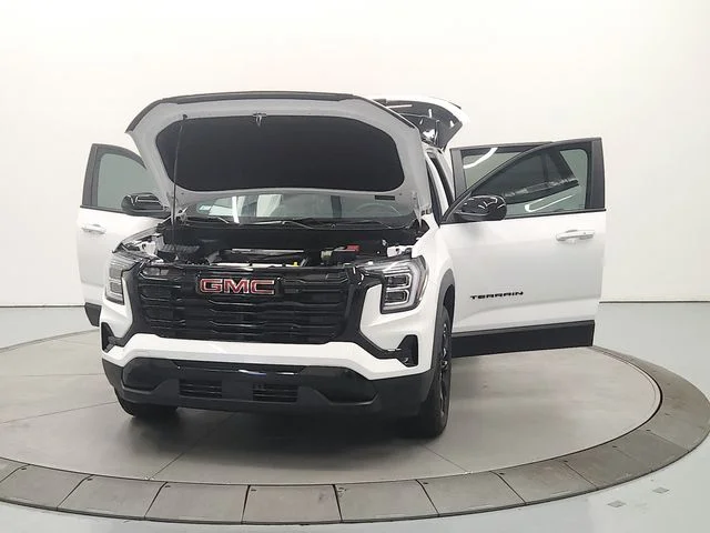 Used 2026 White GMC Elevation image 12