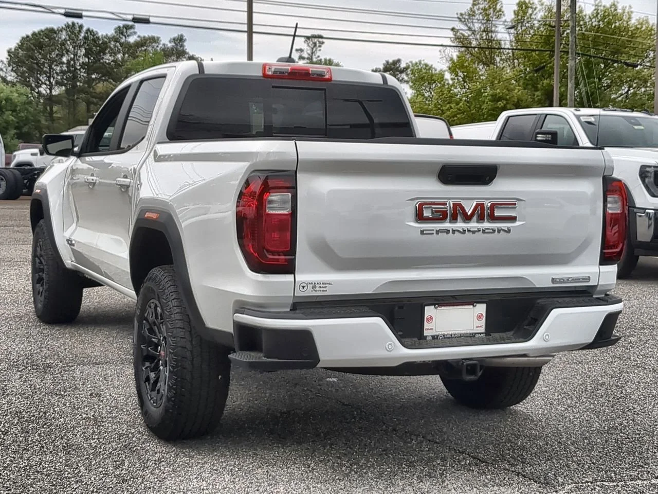 New 2026 Summit White GMC Elevation image 6
