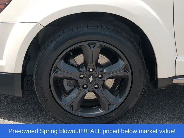 Used 2020 White Dodge Crossroad image 18