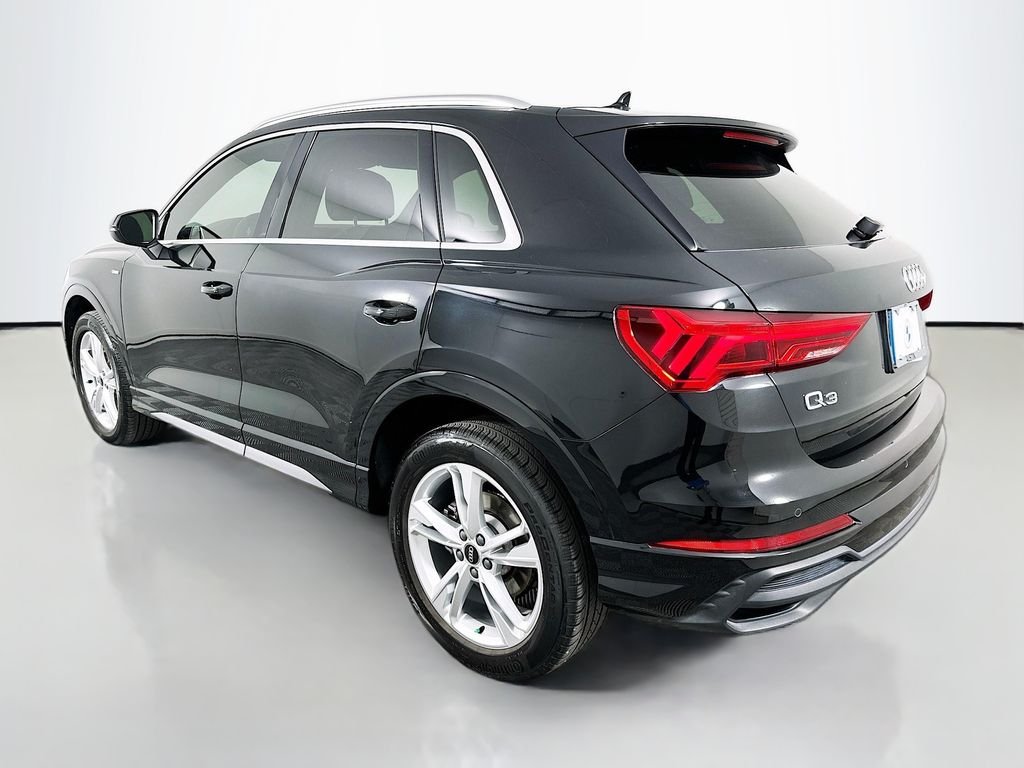 Used 2024 Mythos Black Metallic Audi Premium image 7