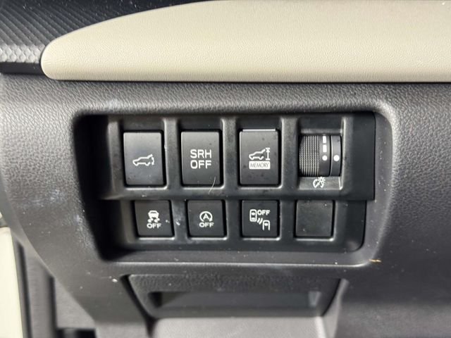 Certified Used 2023 Crystal White Pearl Subaru Limited image 19