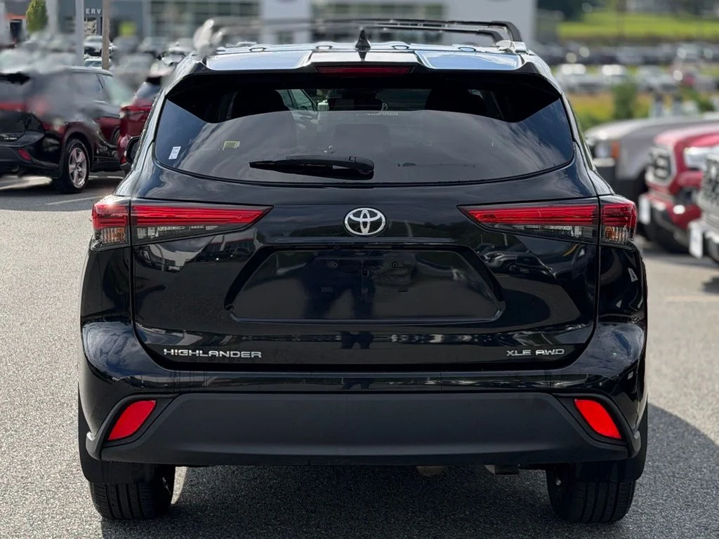 Used 2023 Black Toyota XLE image 4