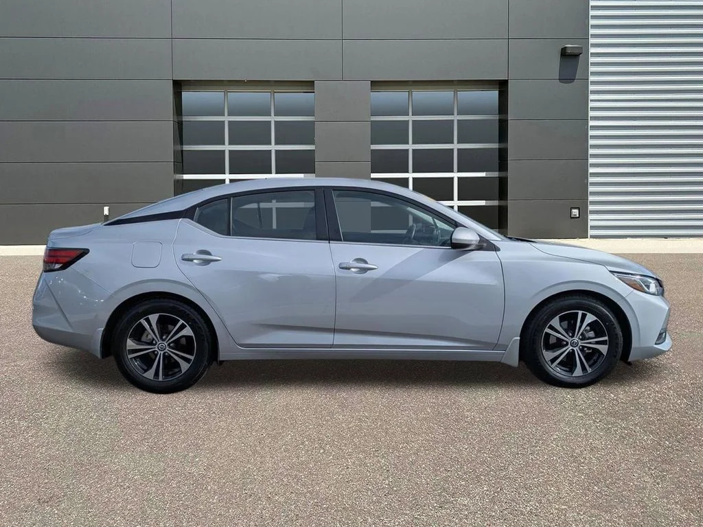 Certified Used 2022 Brilliant Silver Metallic Nissan SV image 4
