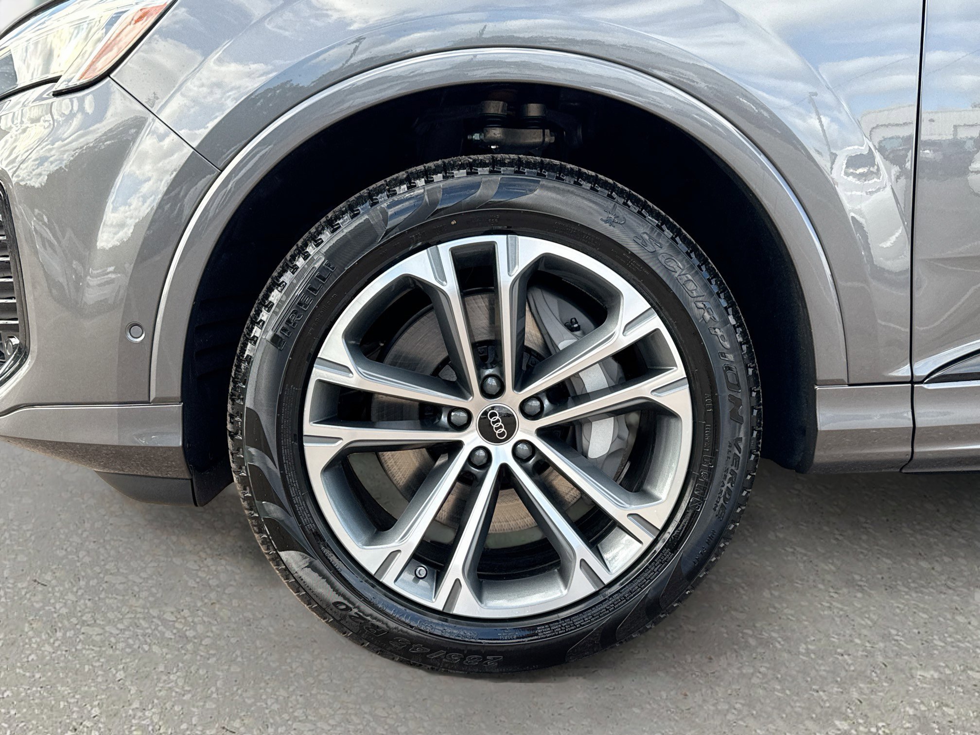 New 2026 Samurai Gray Metallic Audi Premium image 42
