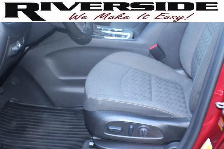 Used 2023 Radiant Red Tintcoat Chevrolet LT image 14