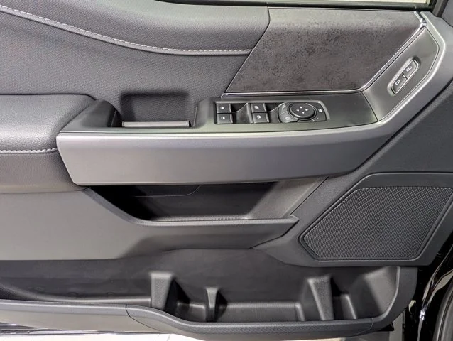 New 2026 Agate Black Metallic Ford XLT image 50