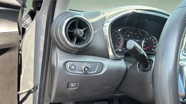 Used 2023 Gray Chevrolet LT image 21
