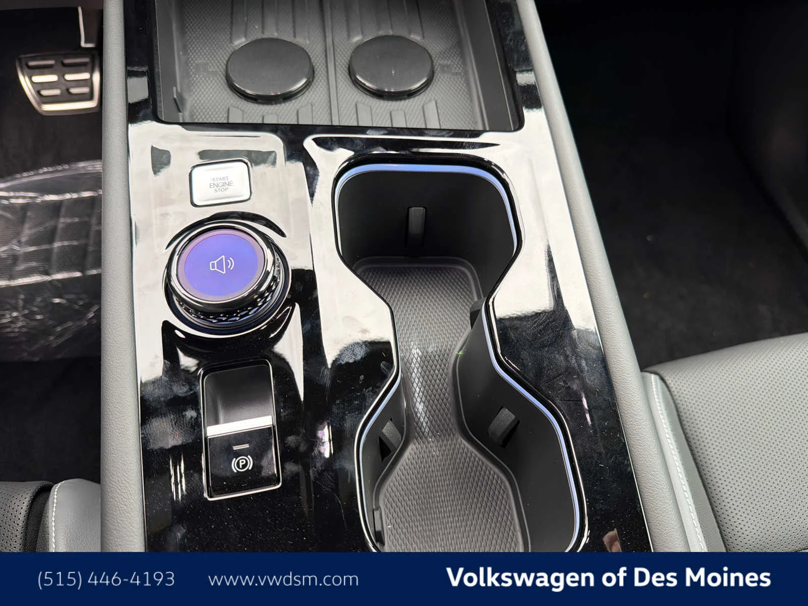 New 2027 Silver Volkswagen SEL R-Line image 16
